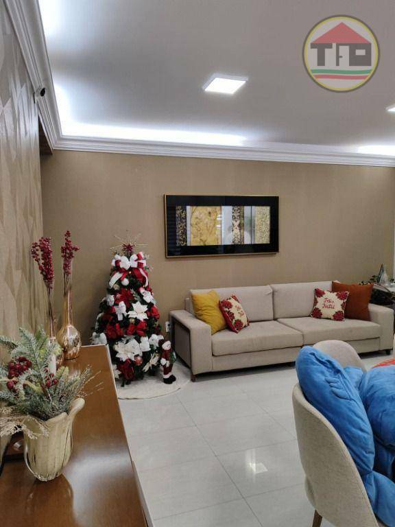 Apartamento à venda com 3 quartos, 140m² - Foto 1