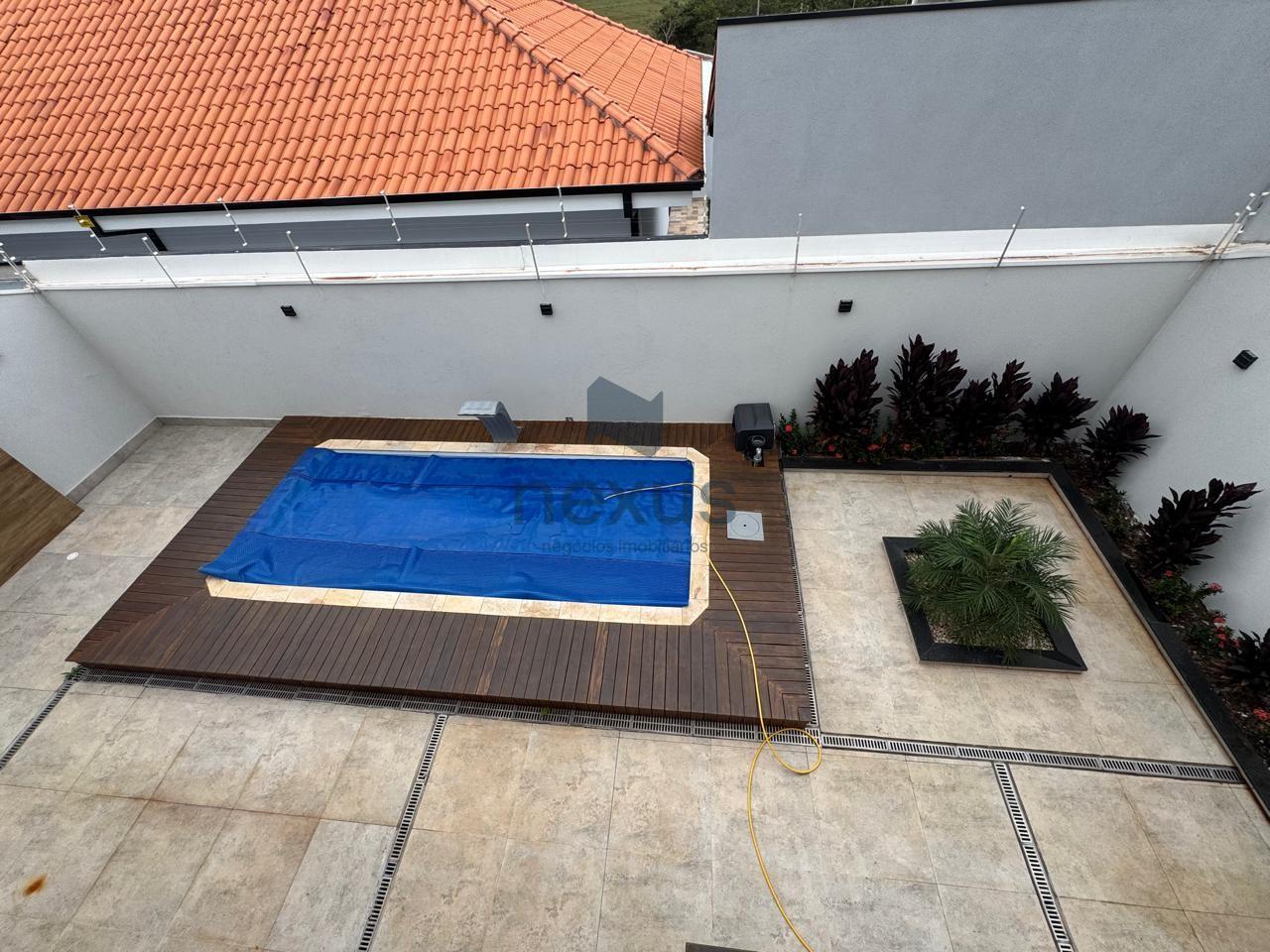 Casa à venda com 3 quartos, 312m² - Foto 18