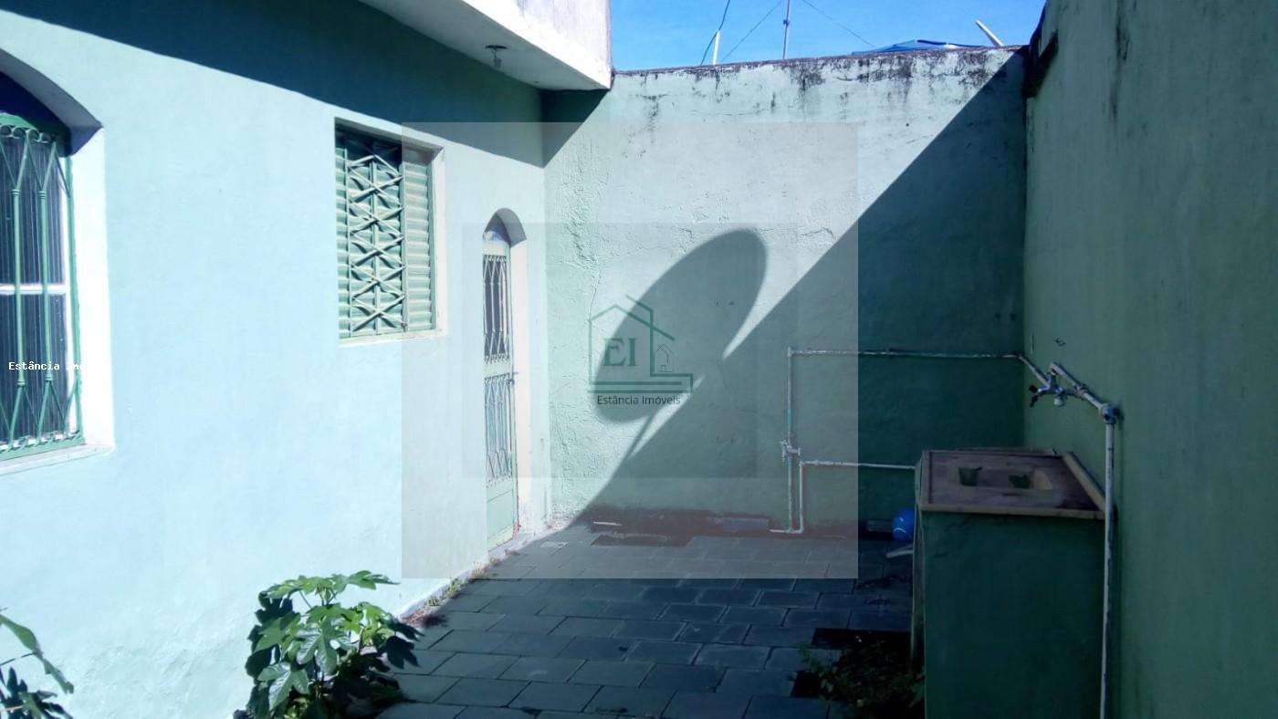 Casa à venda com 2 quartos, 360m² - Foto 8