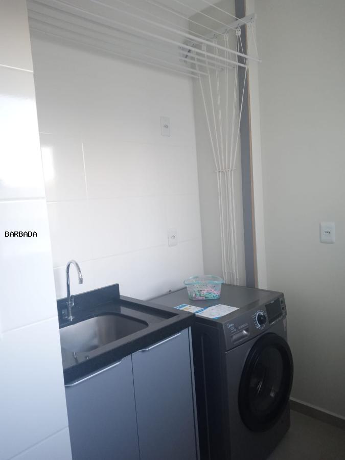 Apartamento à venda com 2 quartos, 75m² - Foto 24