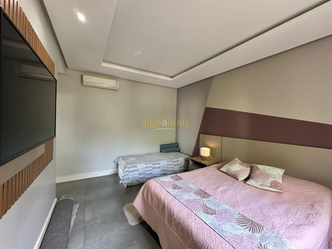 Casa de Condomínio à venda com 5 quartos, 256m² - Foto 12