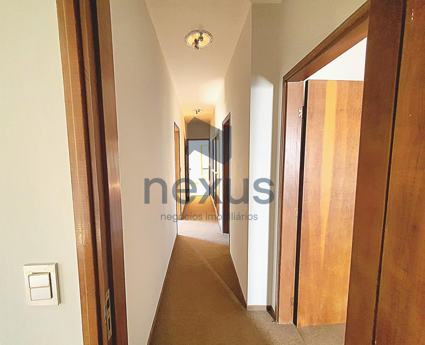 Casa à venda com 3 quartos, 460m² - Foto 13