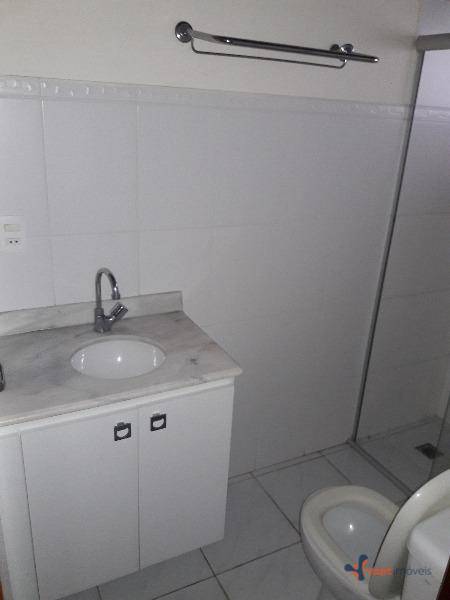 Casa de Condomínio à venda e aluguel com 3 quartos, 298m² - Foto 5