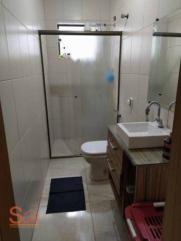 Casa à venda com 4 quartos, 262m² - Foto 4
