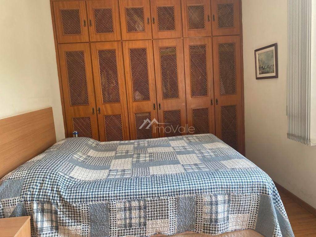 Apartamento à venda com 3 quartos, 158m² - Foto 7