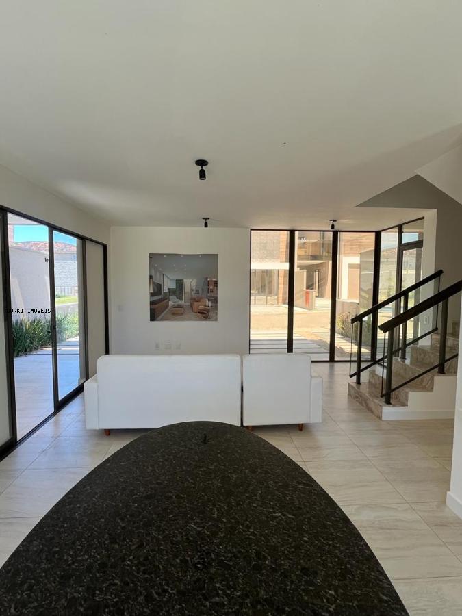 Casa à venda com 3 quartos, 148m² - Foto 5
