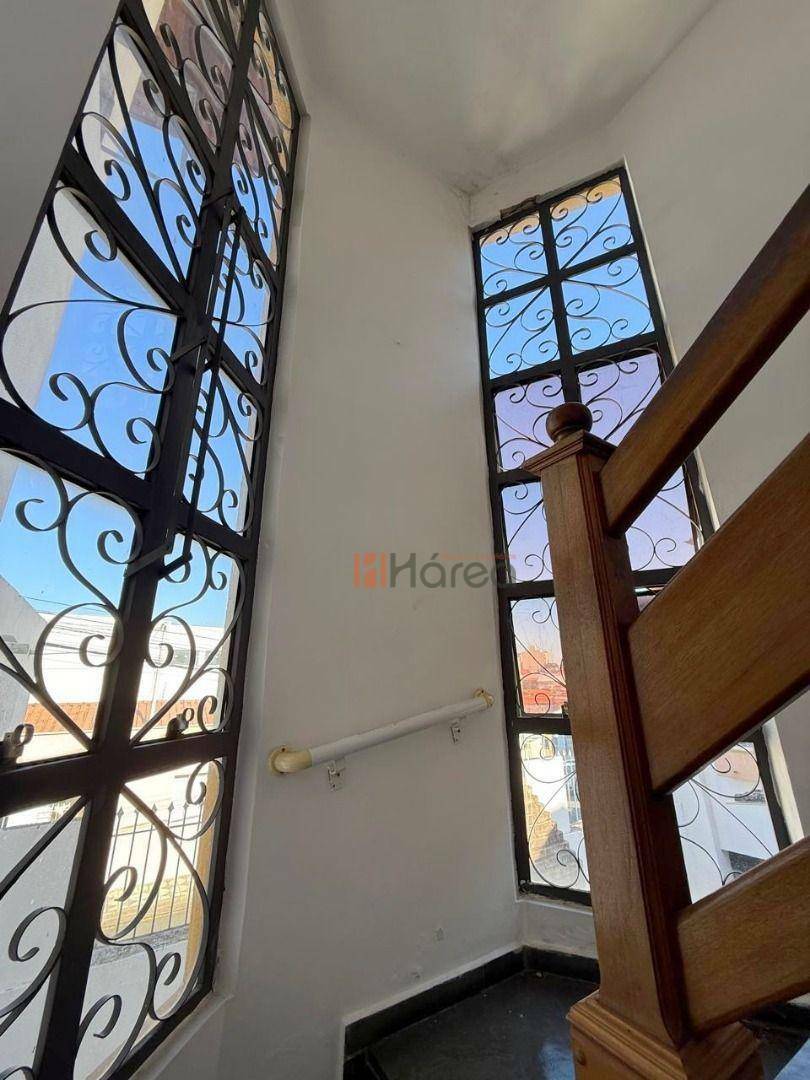 Sobrado à venda e aluguel com 5 quartos, 259m² - Foto 12