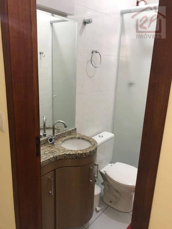 Casa à venda com 2 quartos, 65m² - Foto 8