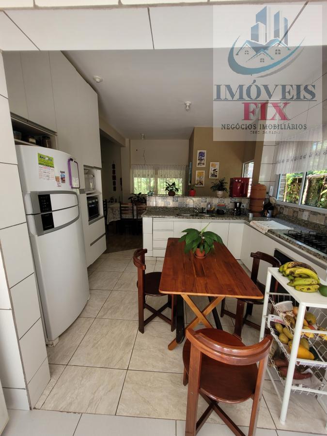 Chácara à venda com 3 quartos, 200m² - Foto 13