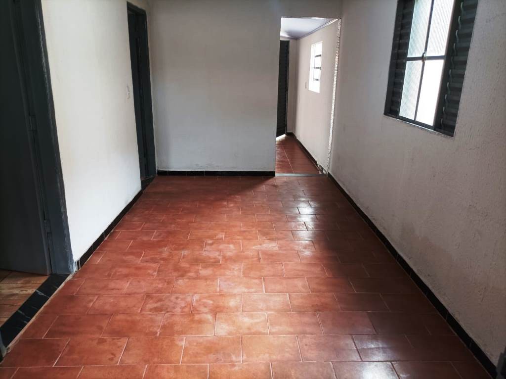 Casa à venda com 2 quartos, 323m² - Foto 7