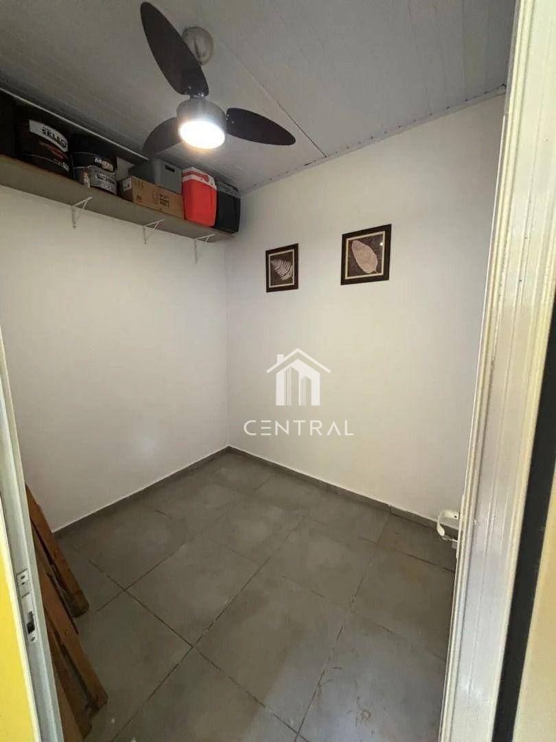 Casa à venda com 3 quartos, 100m² - Foto 10