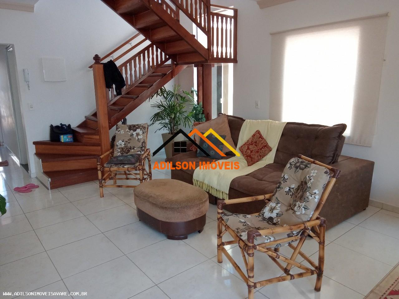 Casa à venda com 5 quartos, 139m² - Foto 10