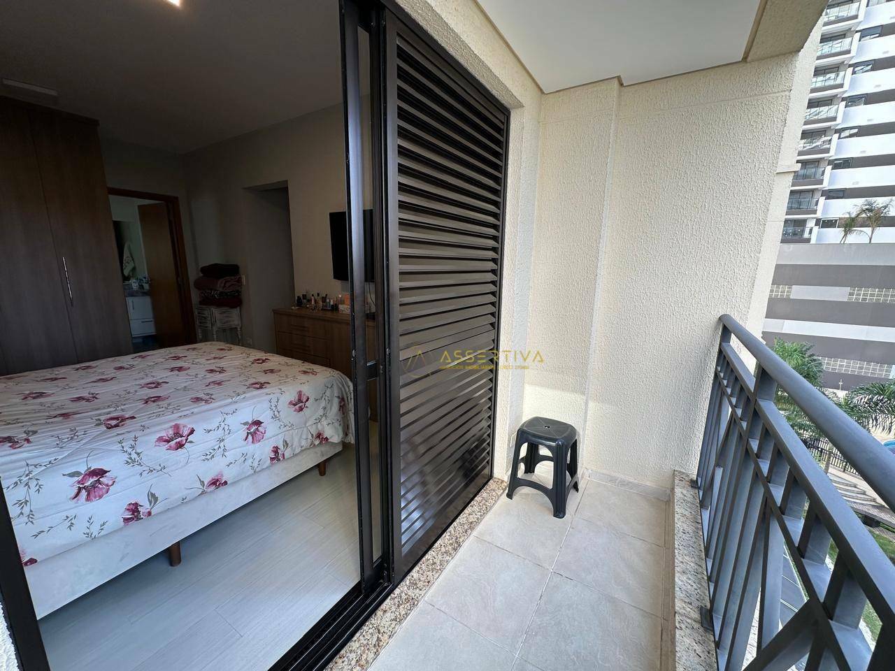 Apartamento à venda com 4 quartos, 118m² - Foto 25