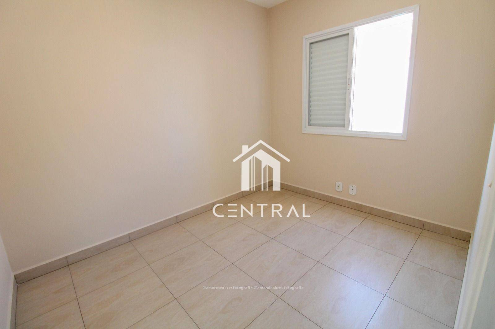 Apartamento à venda com 2 quartos, 64m² - Foto 12