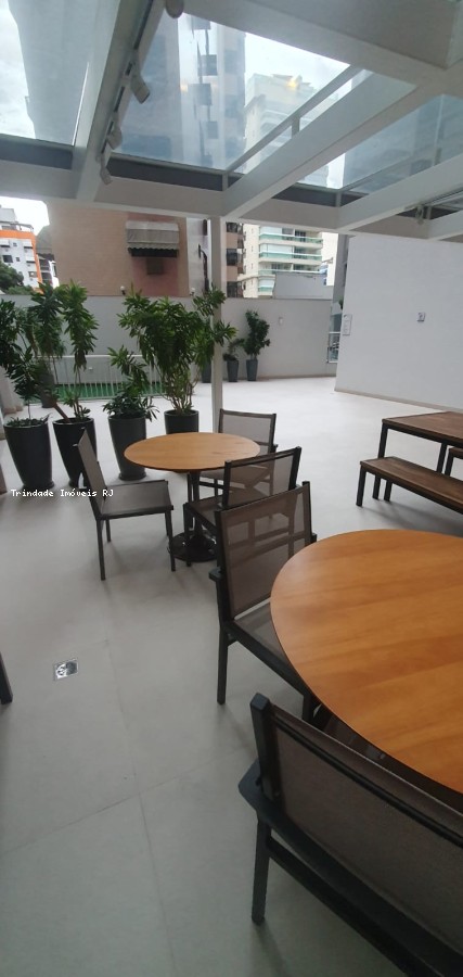 Apartamento à venda com 3 quartos, 107m² - Foto 28