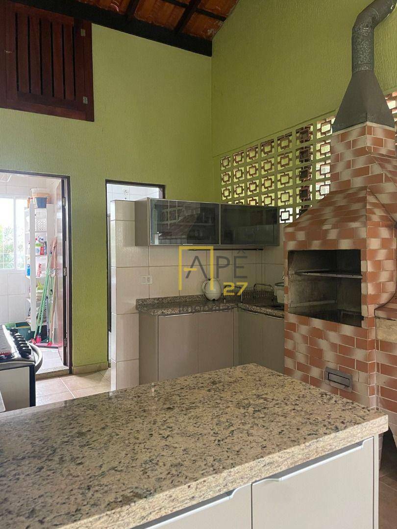 Casa à venda e aluguel com 4 quartos, 200m² - Foto 29
