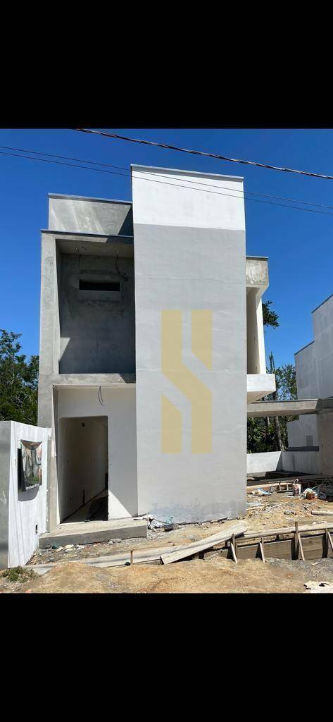 Casa à venda com 3 quartos, 120m² - Foto 2