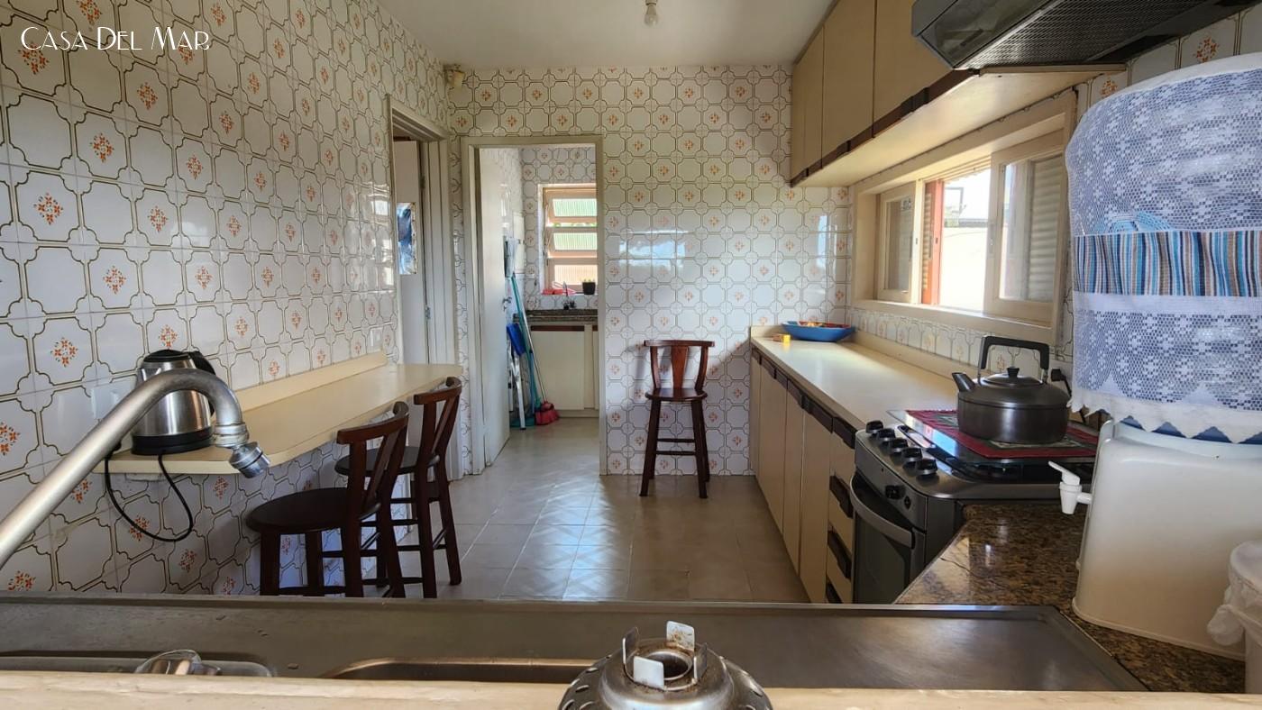 Casa à venda com 7 quartos, 340m² - Foto 25