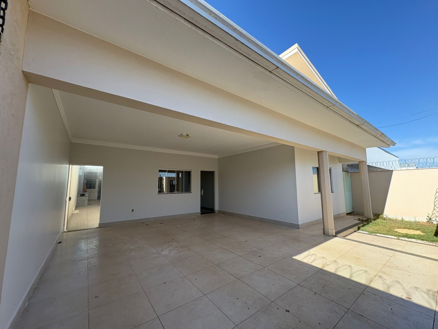 Casa à venda com 3 quartos, 191m² - Foto 4
