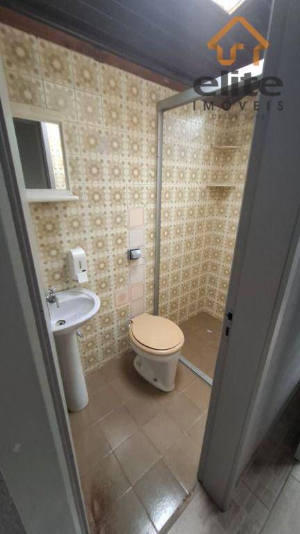 Casa à venda e aluguel, 238m² - Foto 35