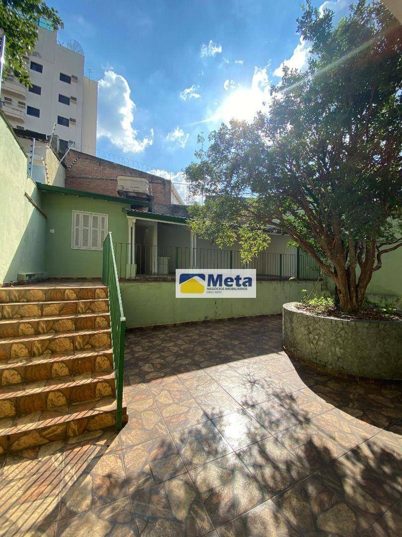Casa à venda e aluguel com 3 quartos, 253m² - Foto 22