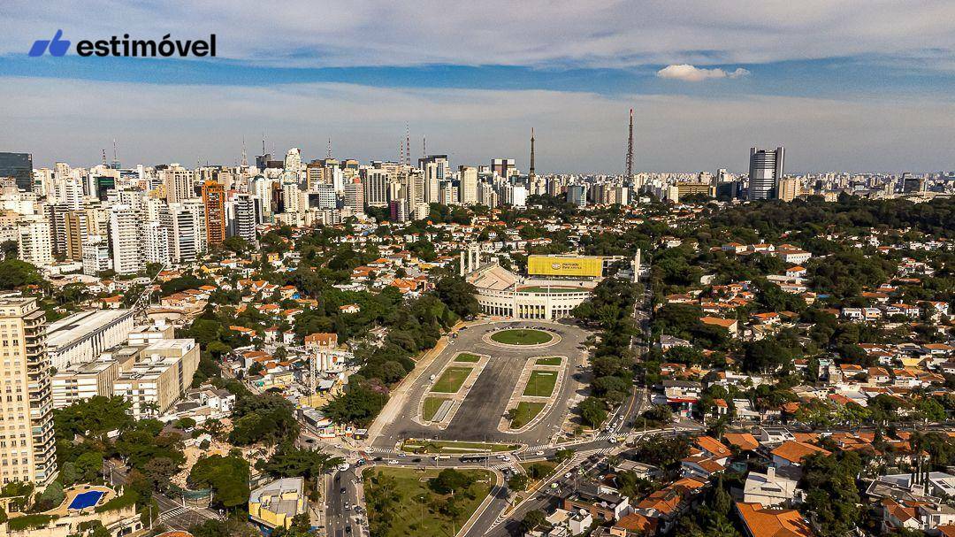 Casa à venda com 3 quartos, 320m² - Foto 15