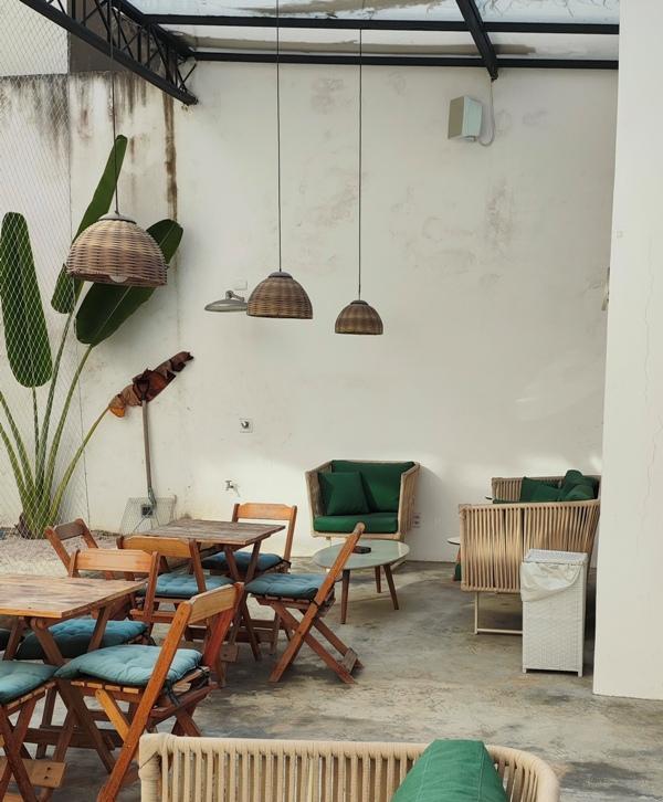 Prédio Inteiro para alugar com 2 quartos, 100m² - Foto 7