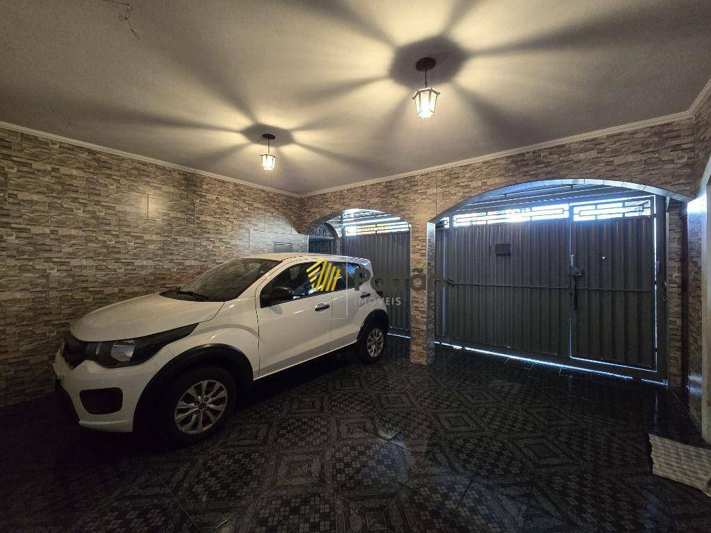 Sobrado à venda com 3 quartos, 200m² - Foto 30