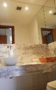 Apartamento para alugar com 4 quartos, 250m² - Foto 4