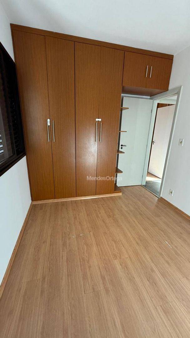 Apartamento para alugar com 3 quartos, 94m² - Foto 14