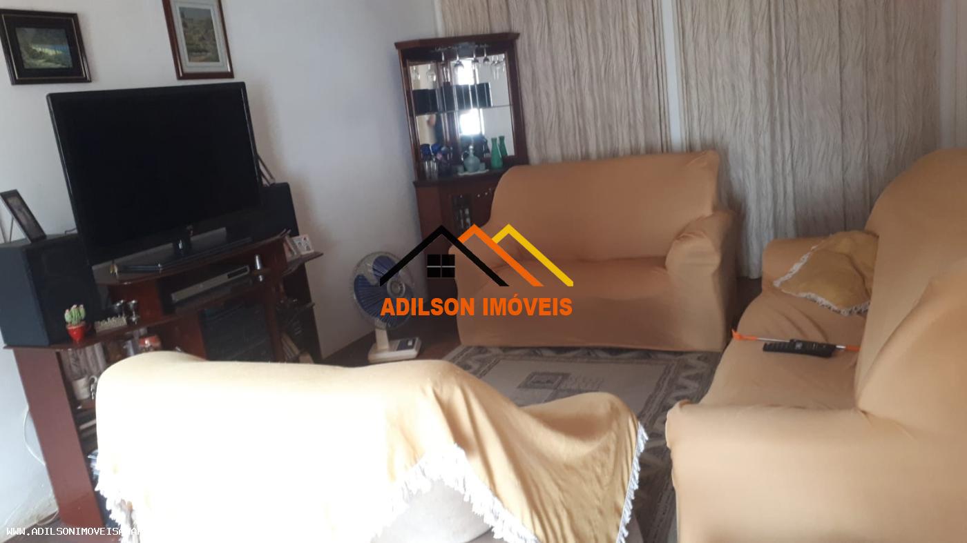 Casa à venda com 3 quartos, 131m² - Foto 6