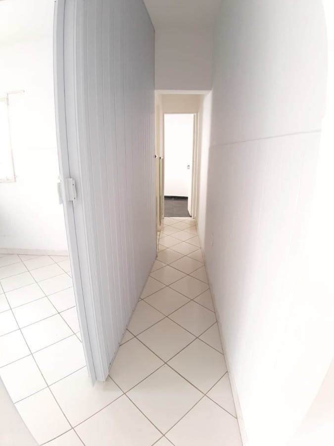 Casa à venda com 2 quartos, 105m² - Foto 9