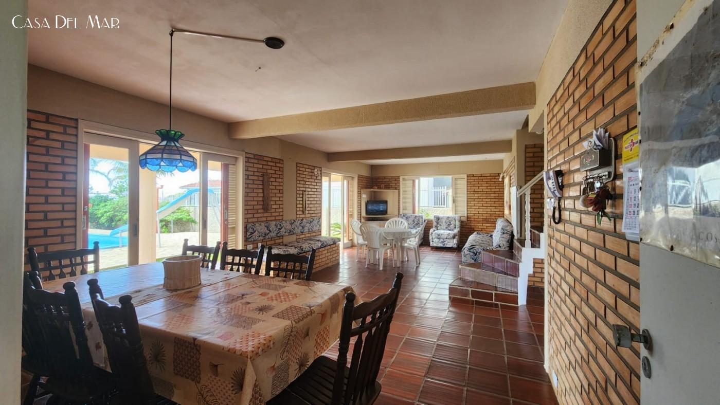 Casa à venda com 7 quartos, 340m² - Foto 24