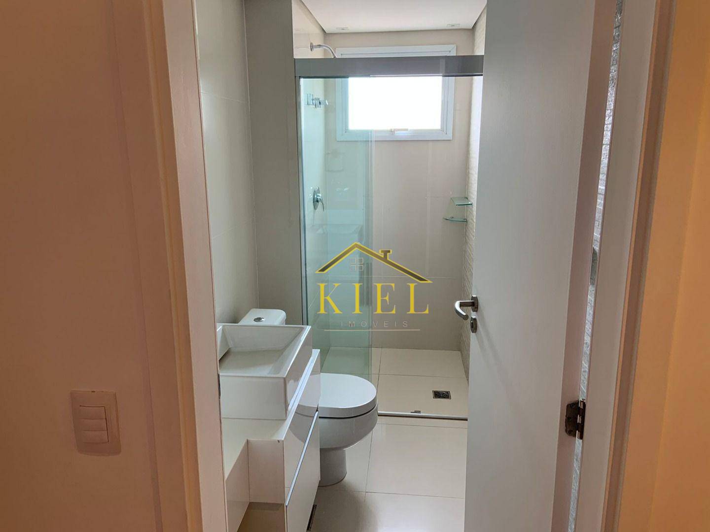 Apartamento para alugar com 3 quartos, 214m² - Foto 16