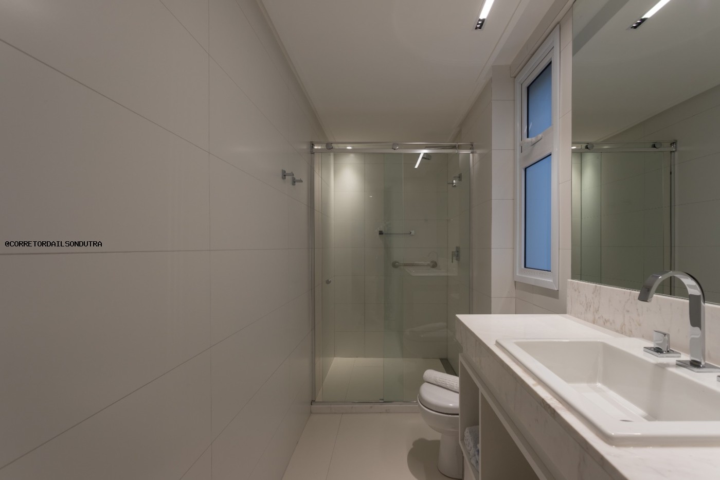 Cobertura à venda com 2 quartos, 237m² - Foto 9
