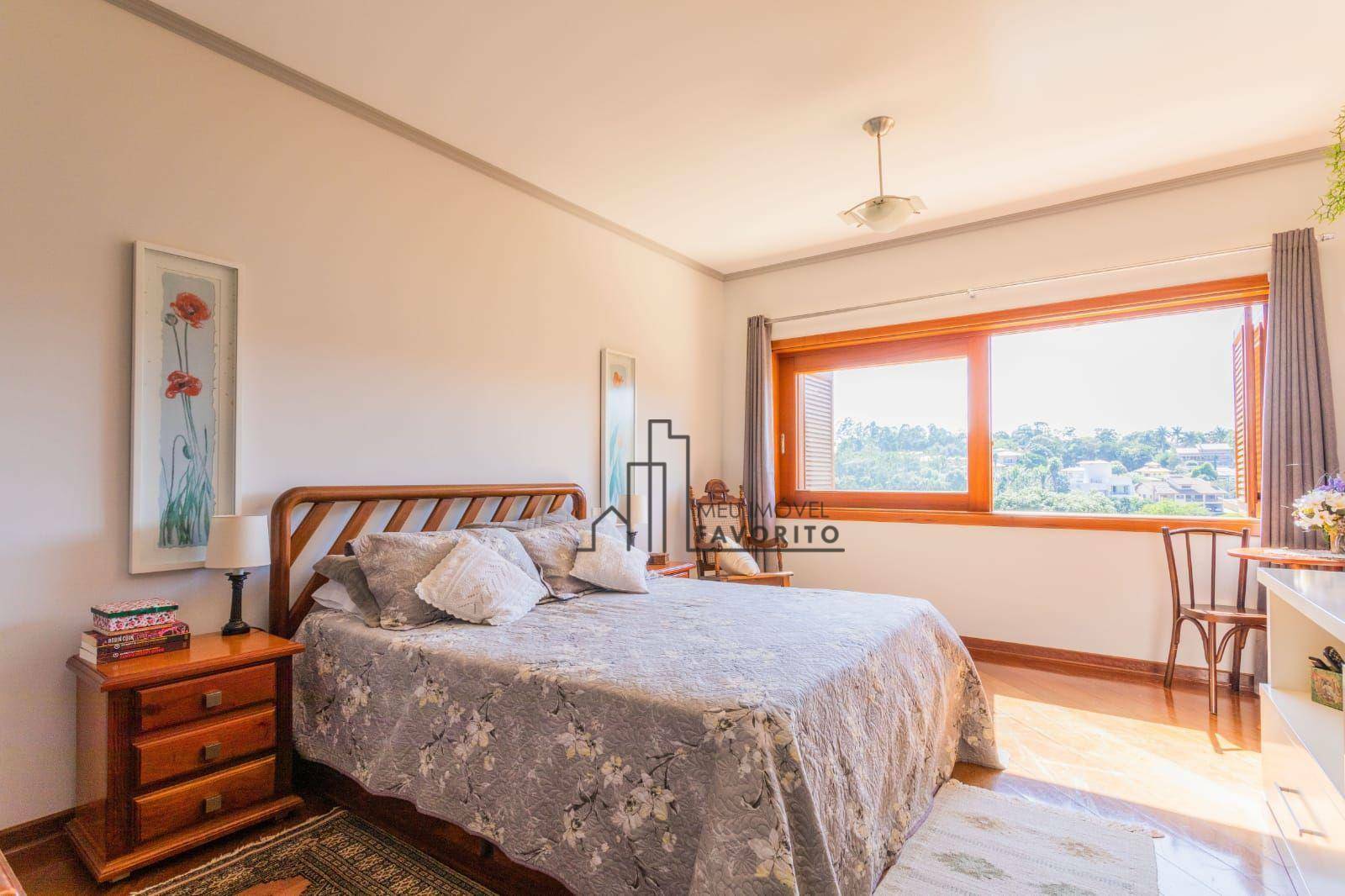Casa à venda com 4 quartos, 763m² - Foto 2
