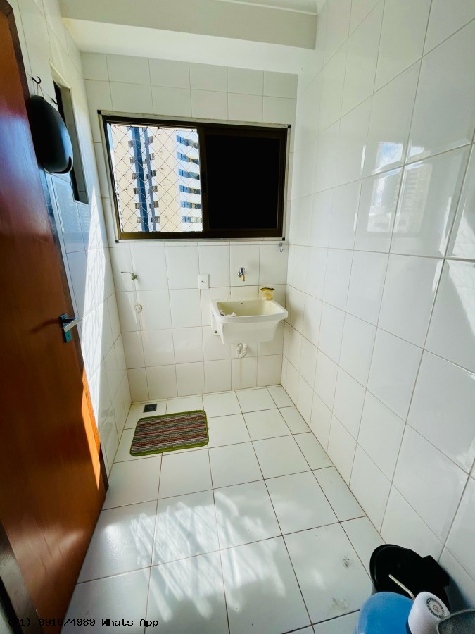 Apartamento para alugar com 2 quartos, 75m² - Foto 17