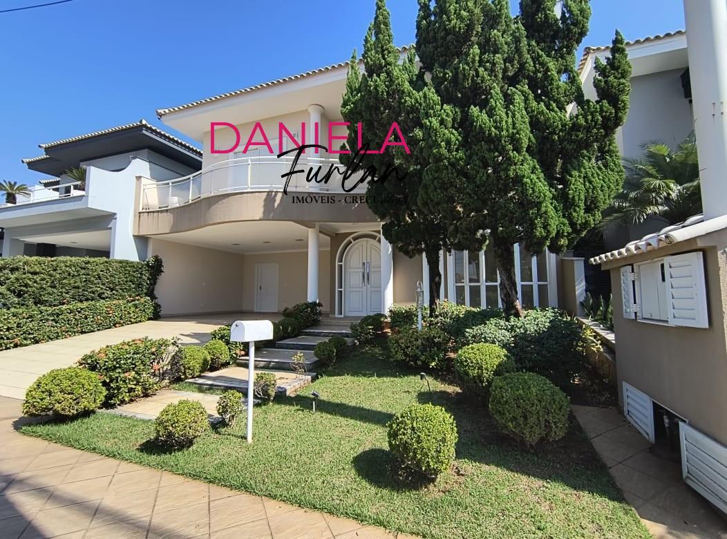 Casa de Condomínio para alugar com 4 quartos, 387m² - Foto 2