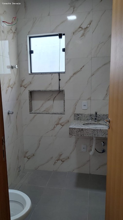 Casa à venda com 2 quartos, 70m² - Foto 18