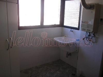 Apartamento para alugar com 3 quartos, 101m² - Foto 8
