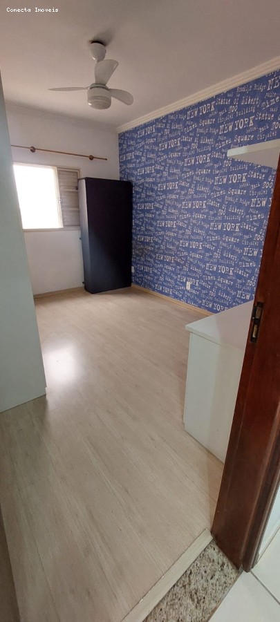 Casa à venda com 3 quartos, 202m² - Foto 35