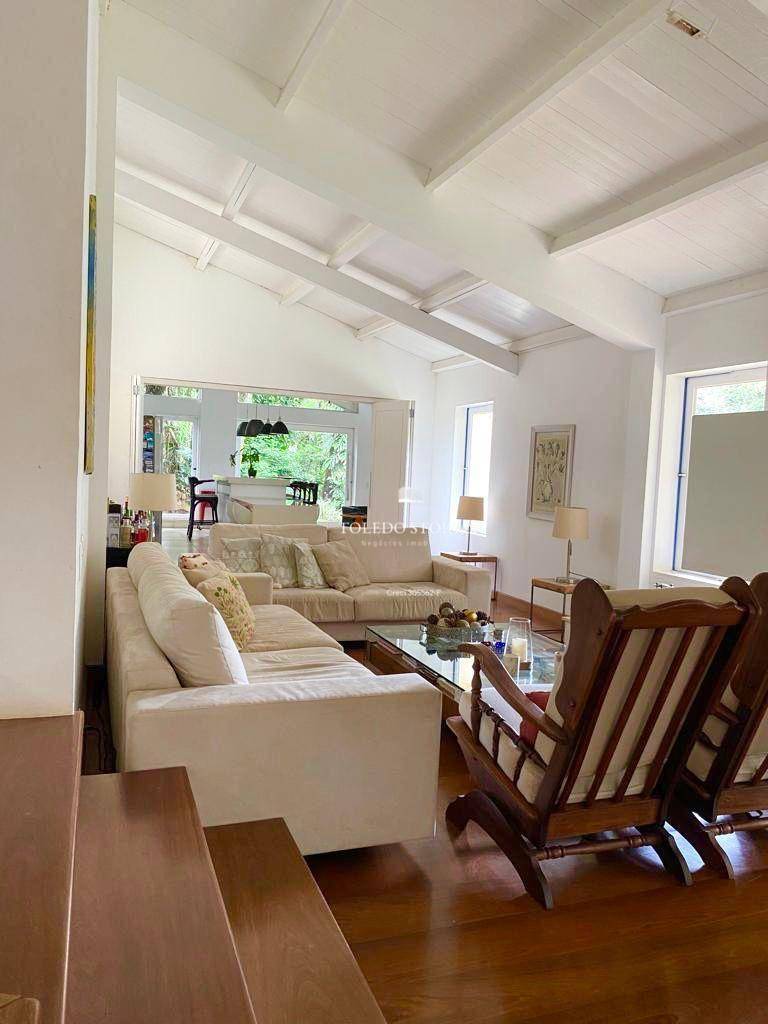 Casa de Condomínio à venda e aluguel com 3 quartos, 600m² - Foto 19
