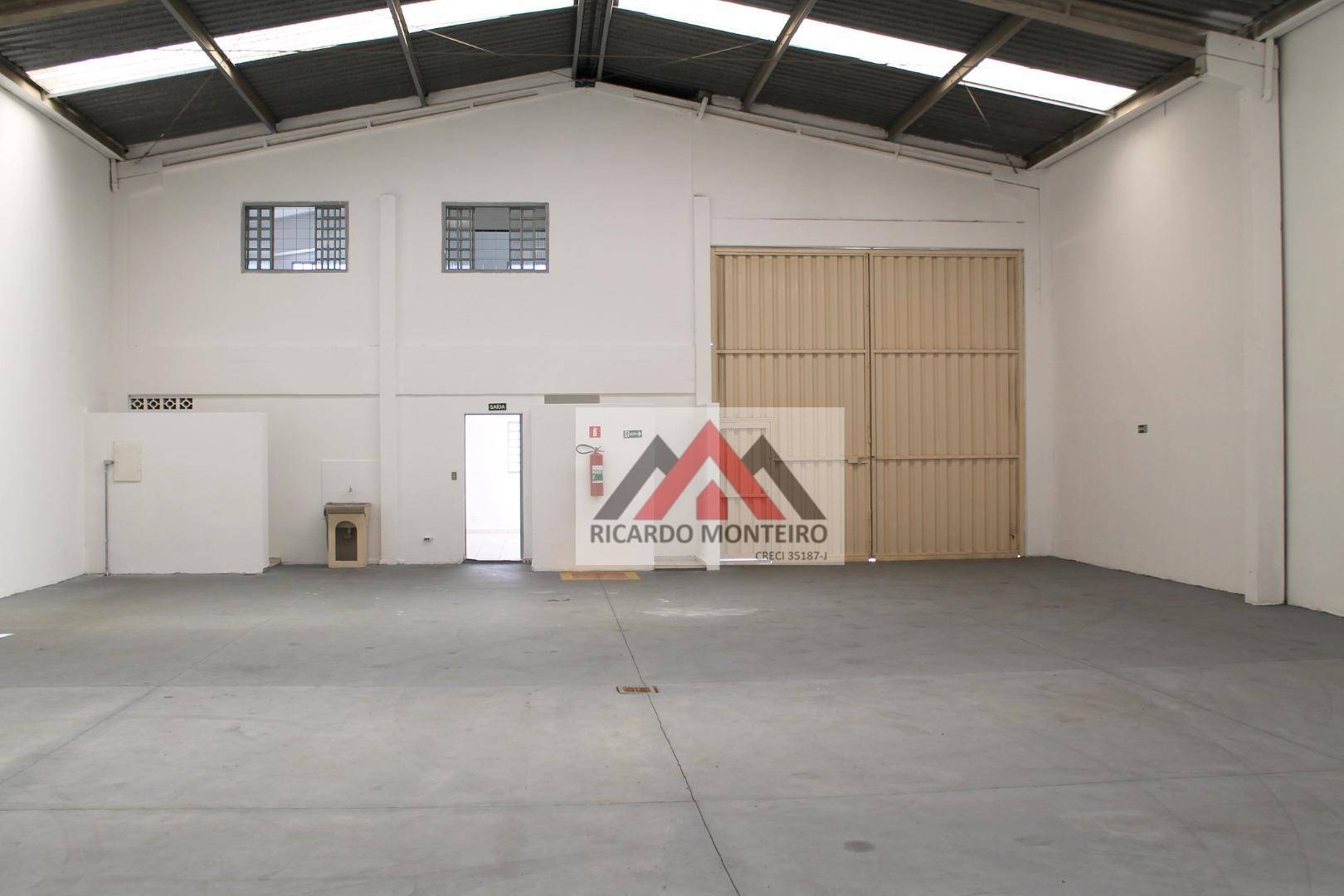 Depósito-Galpão-Armazém à venda, 550m² - Foto 8