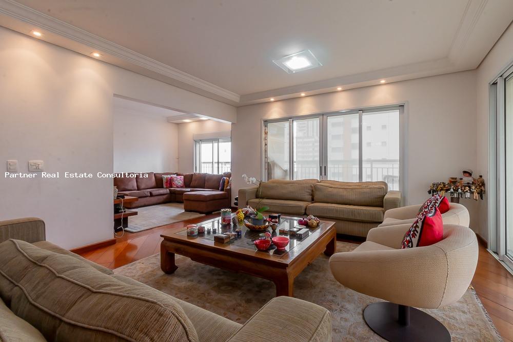 Apartamento à venda com 3 quartos, 240m² - Foto 29