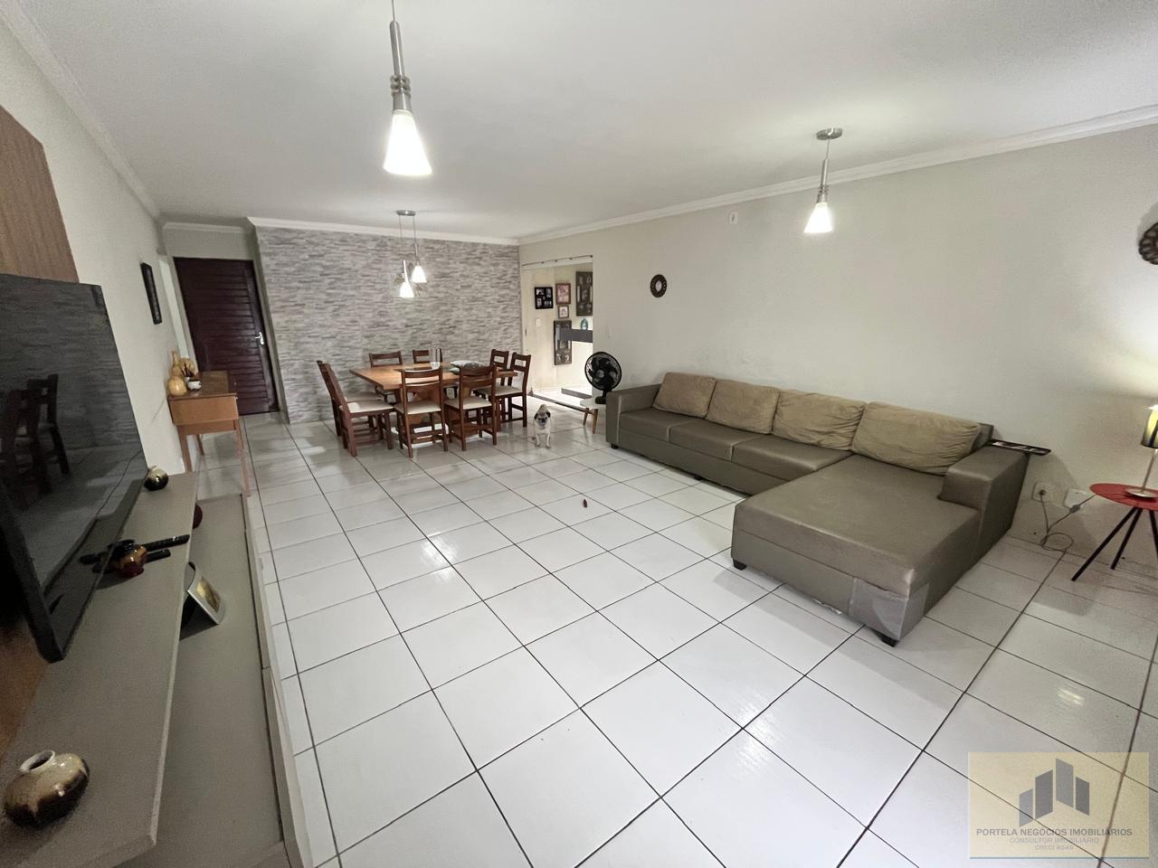 Casa à venda com 7 quartos, 580m² - Foto 4