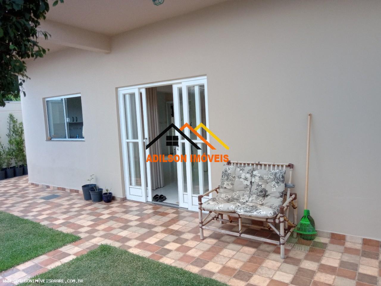 Casa à venda com 5 quartos, 139m² - Foto 11