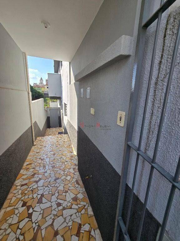 Casa para alugar com 1 quarto, 40m² - Foto 2