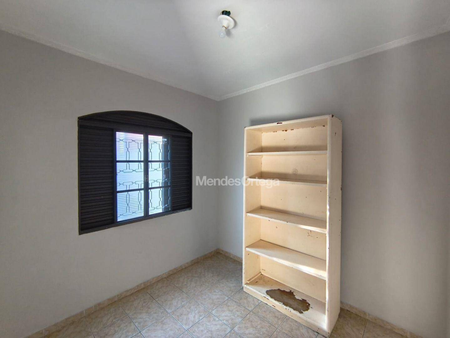 Casa para alugar com 3 quartos, 180m² - Foto 24