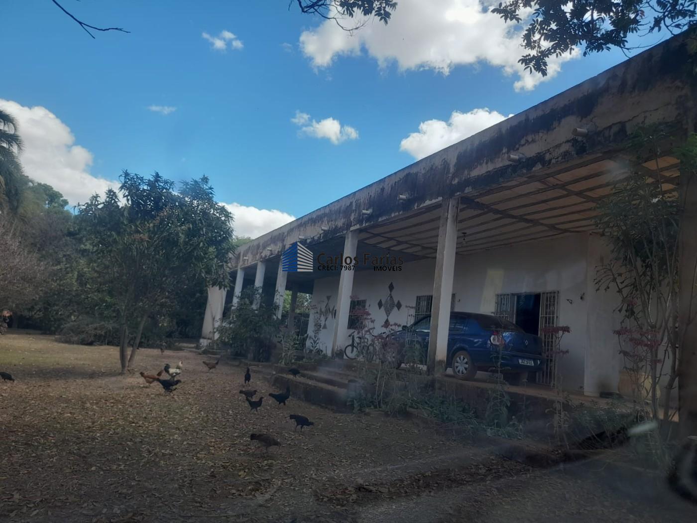 Chácara à venda com 4 quartos, 390m² - Foto 8