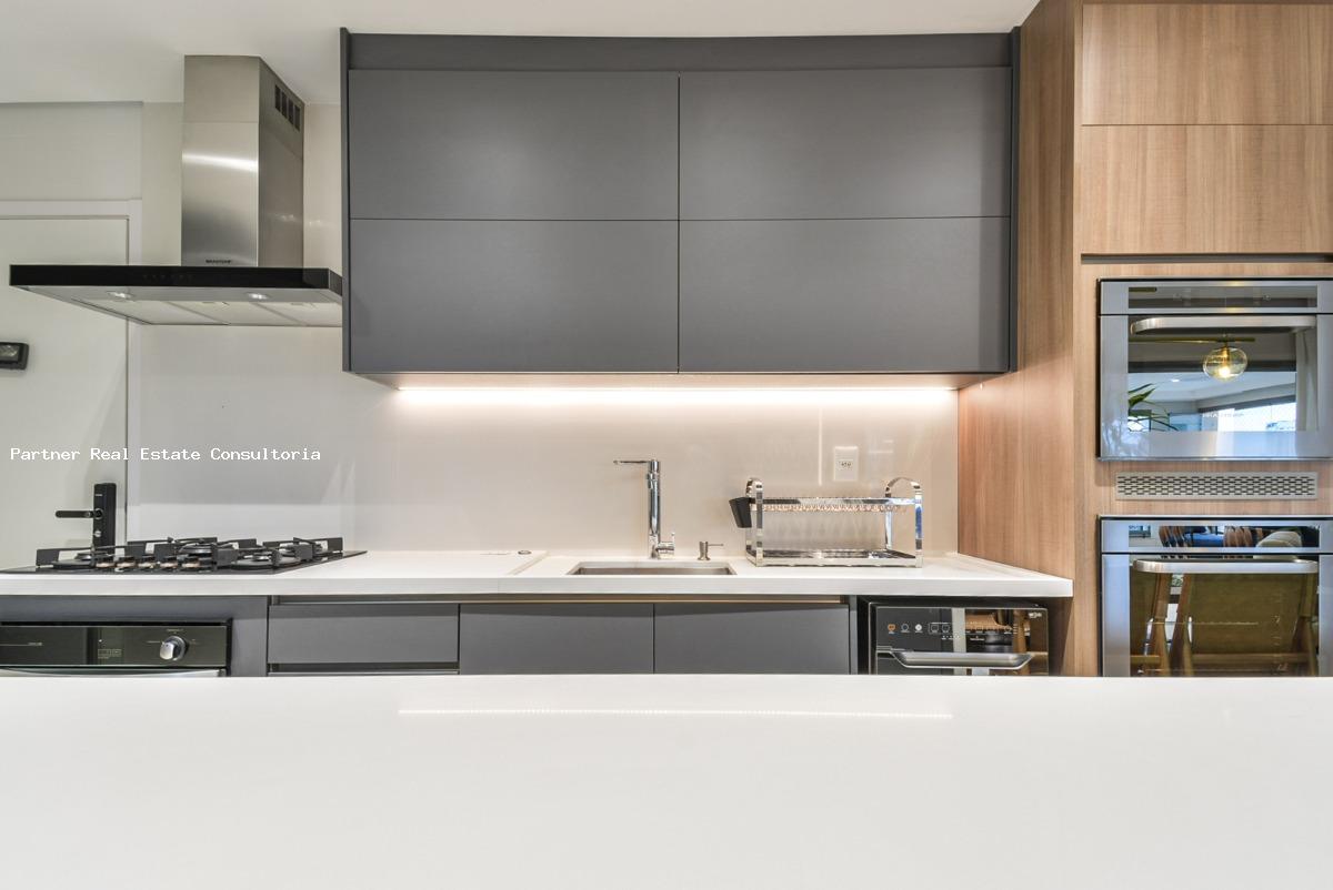 Apartamento à venda com 3 quartos, 131m² - Foto 13